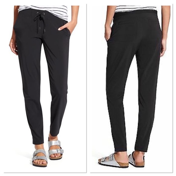 Athleta Pants - Athleta black Midtown ankle pants